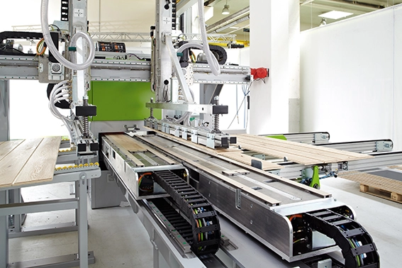 Machine de réparation du bois Wintersteiger TRC 3000 2