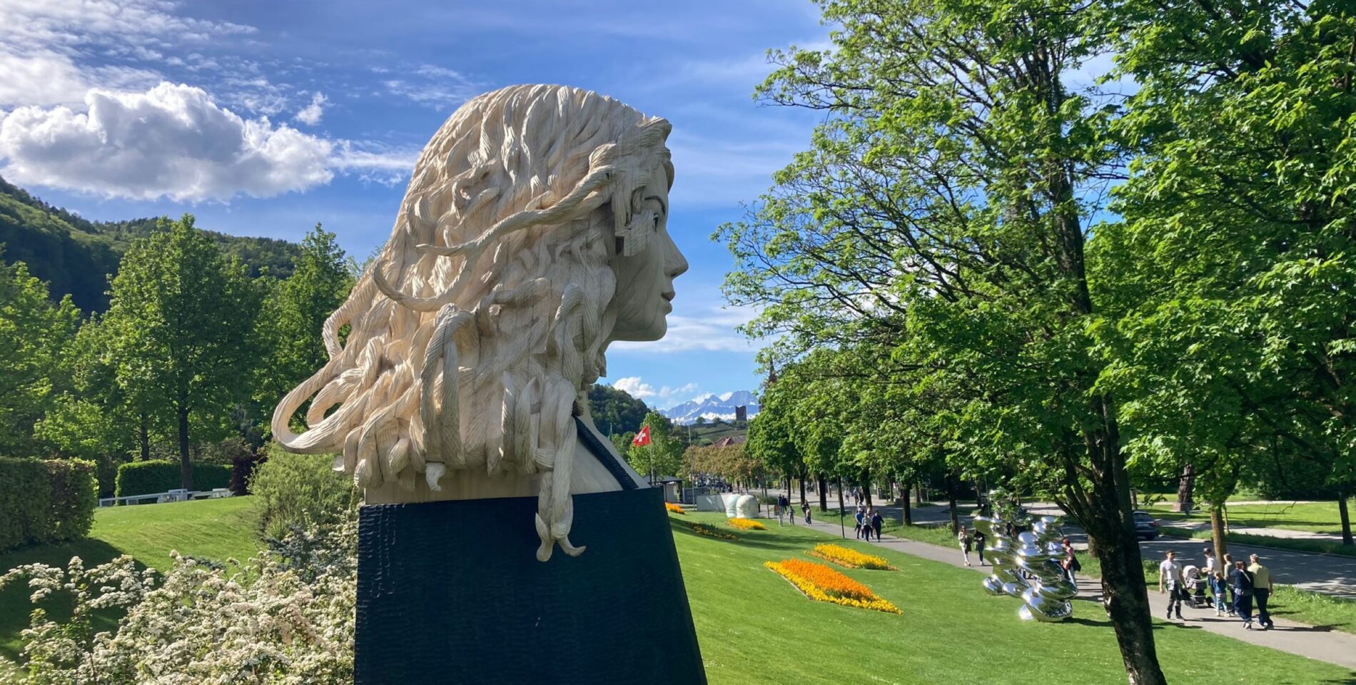 Sculpture en bois Accoya à Bad Ragaz : l'art durable en plein air