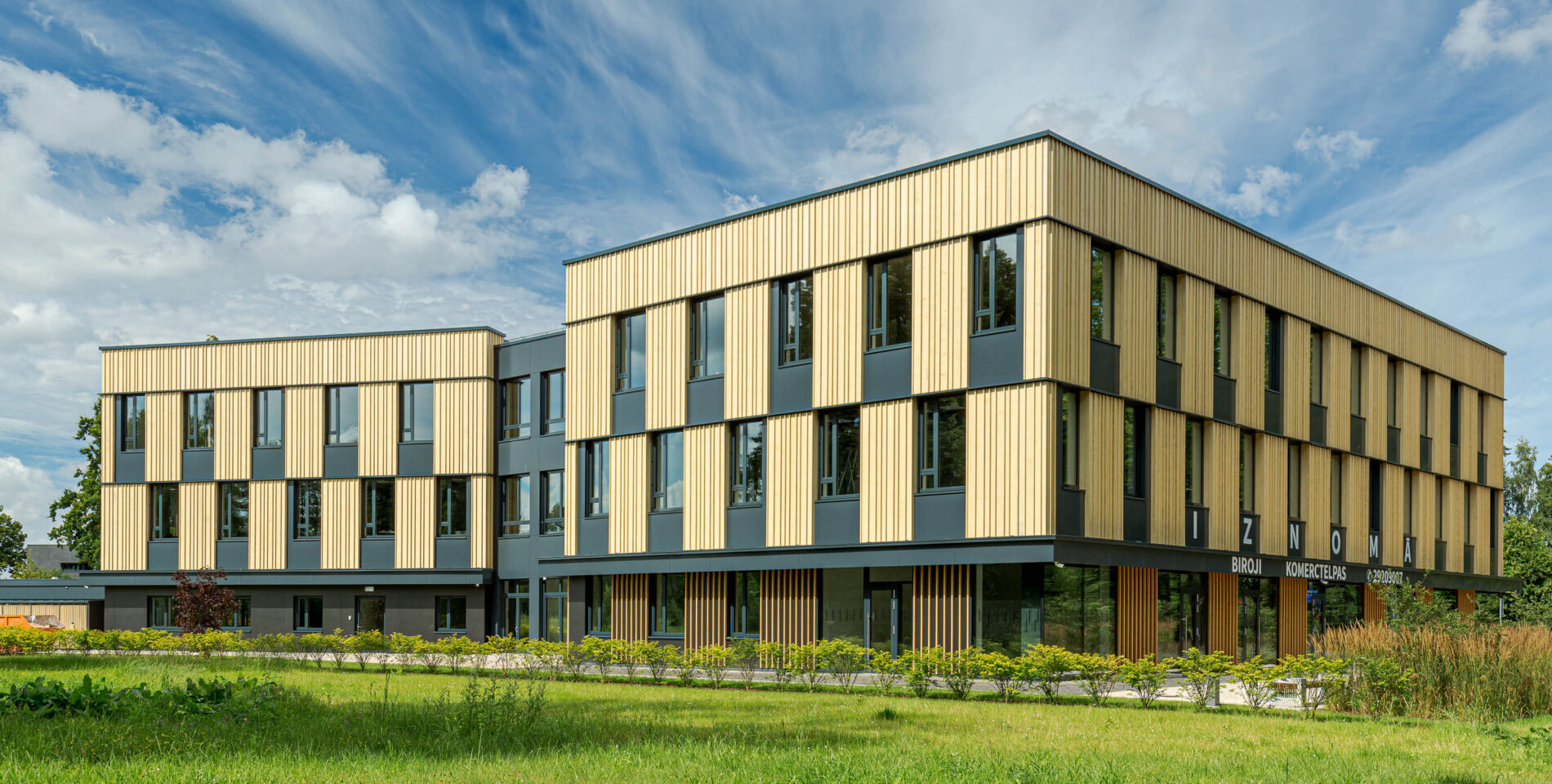 Mežaparka birojs, immeuble de bureaux à Riga