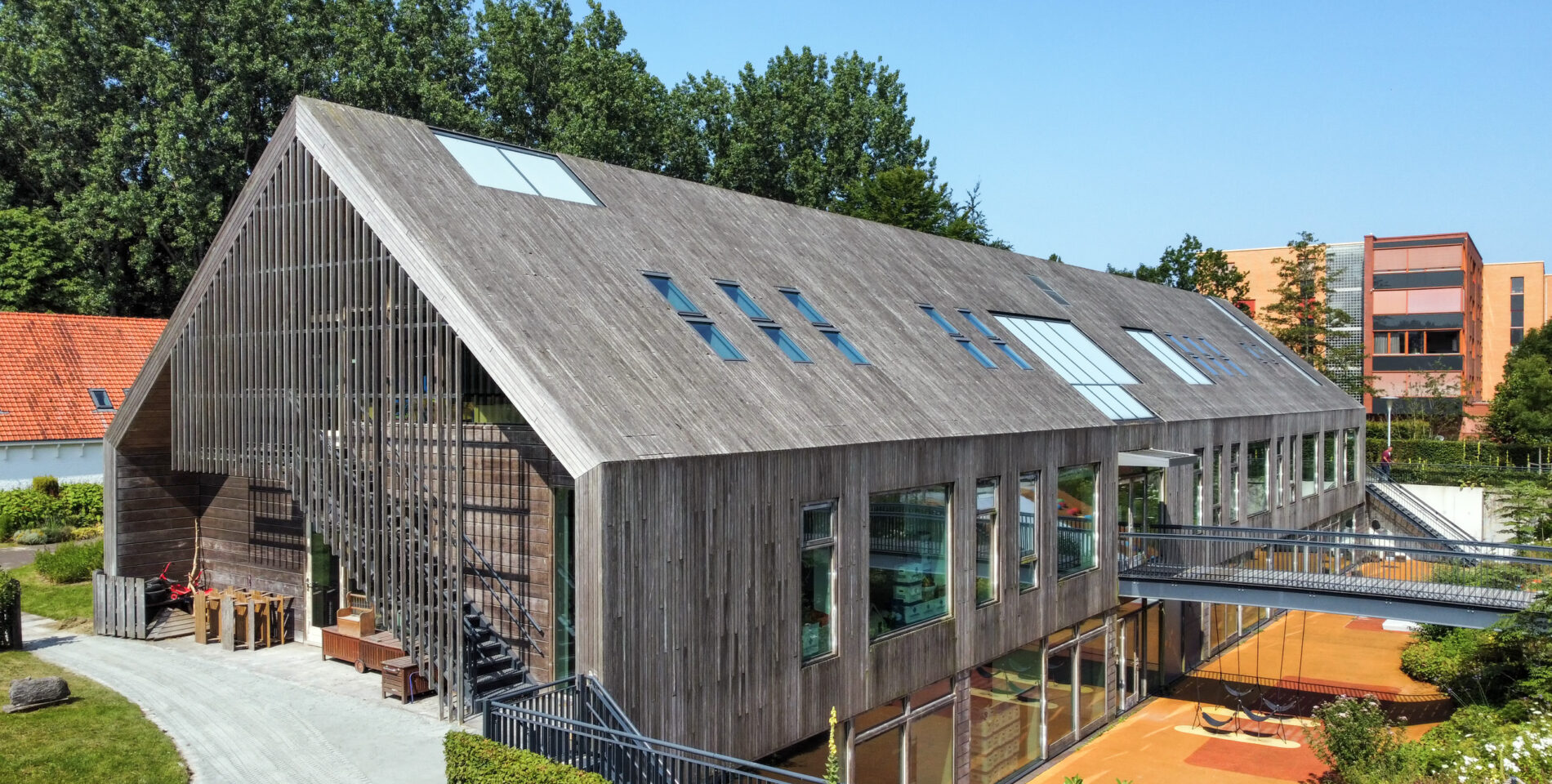 École Américaine de La Haye – 7 ans plus tard