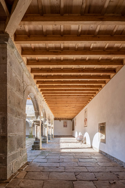 Restauration du cloître du couvent de Santo Antón de Herbón