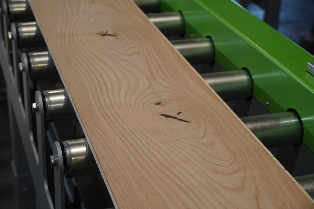 Machine de réparation du bois Wintersteiger TRC Board 4