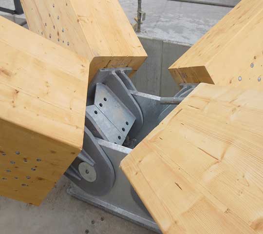 Ferrures de charpente sur-mesure Bouquerod acier et inox
