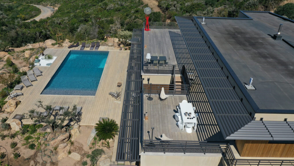 Deux terrasses Accoya en Corse