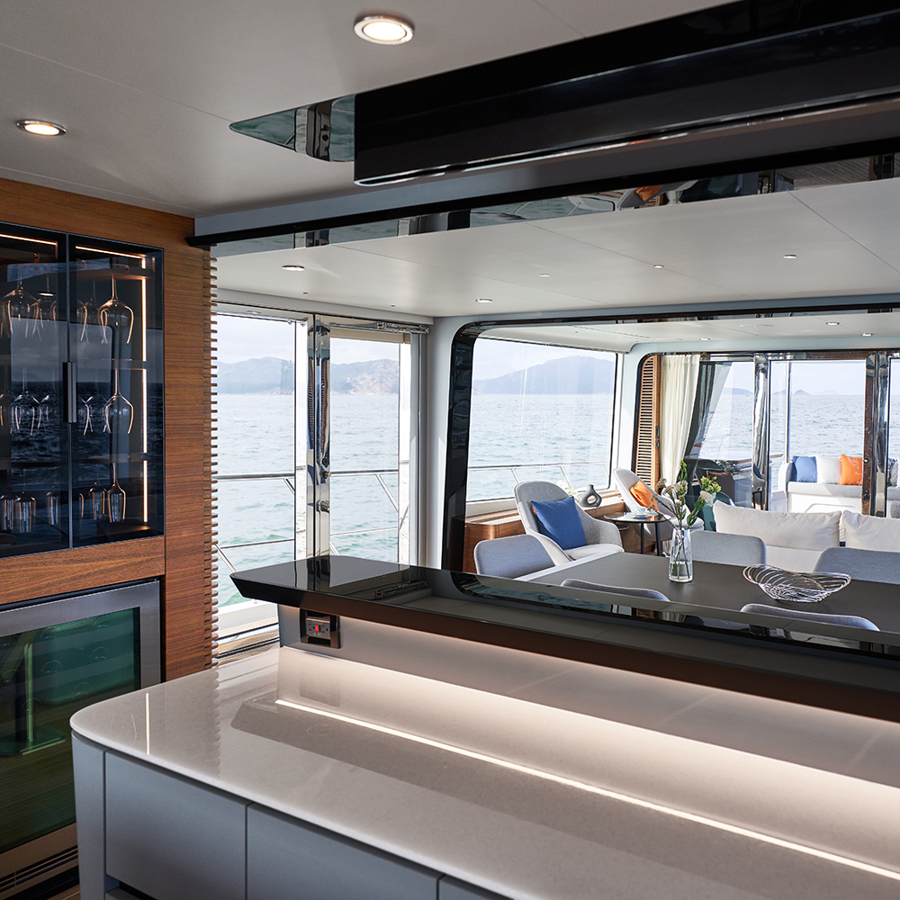 CL Yachts CLX96 – Jozeph Forakis