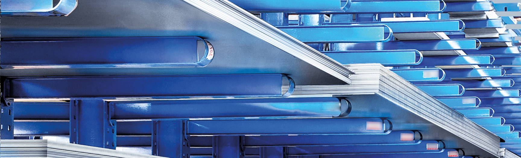 Rayonnage cantilever OHRA en profilés acier laminés à chaud