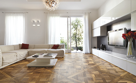 Parquet massif chêne Chêne de l'Est Versailles