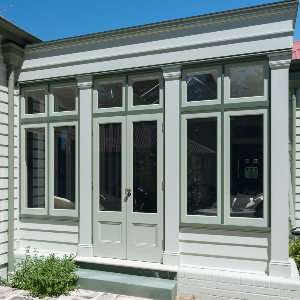 Portes, fenêtres et portails en Accoya pour Carinya House
