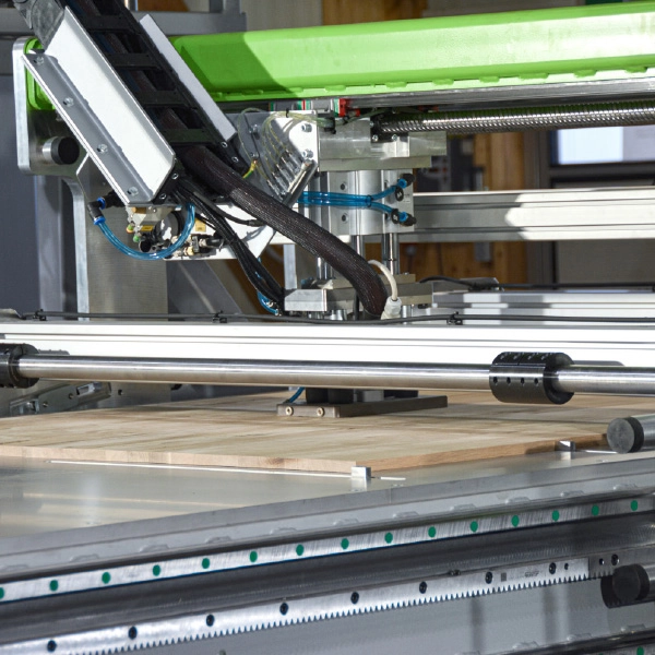 Machine de réparation de panneaux Wintersteiger TRC Panel 2