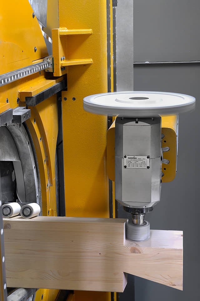 Machine de taille de poutres Essetre Techno Turn EVO