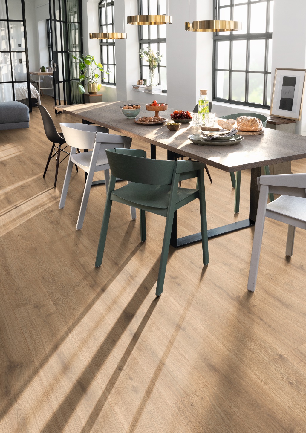 Lame de sol stratifié hydrofuge EGGER Natural Predaia Oak 4