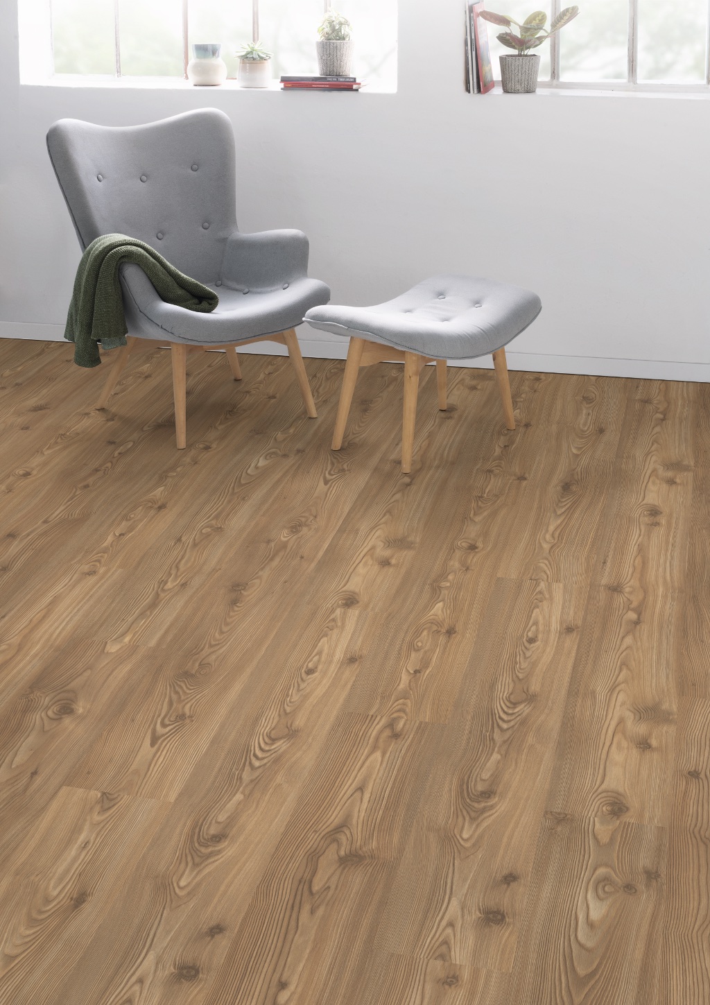 Lame de sol stratifié EGGER Canadian Pine 2