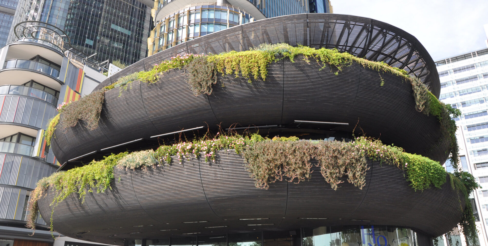 Barangaroo House, restaurant en bois brûlé à Sydney