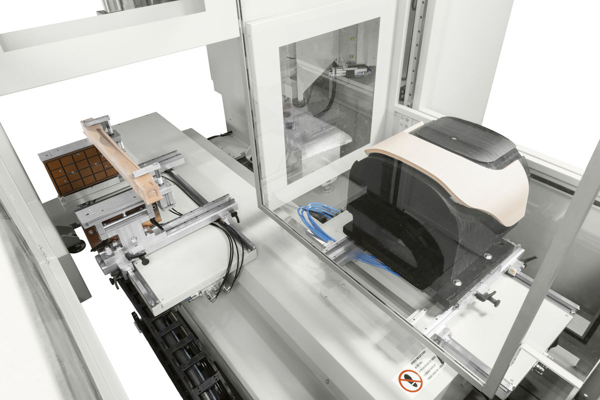Centre d'usinage 5 axes à portique SCM Balestrini Idea 3