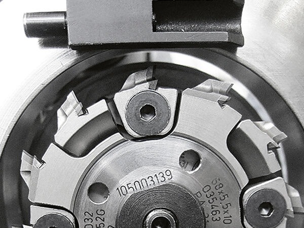 Plaqueuse de chant SCM Stefani M 4