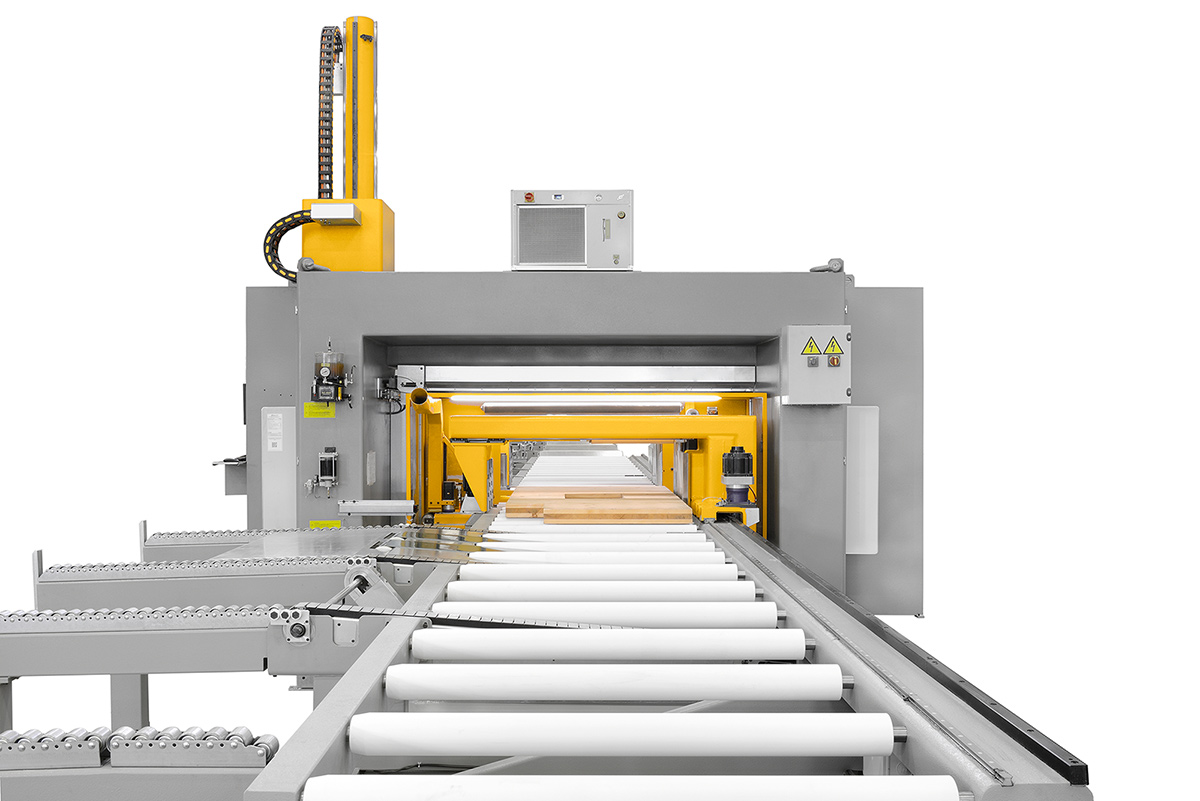 Centre de taille CLT et panneaux Essetre Techno PF 1250 EVO 4