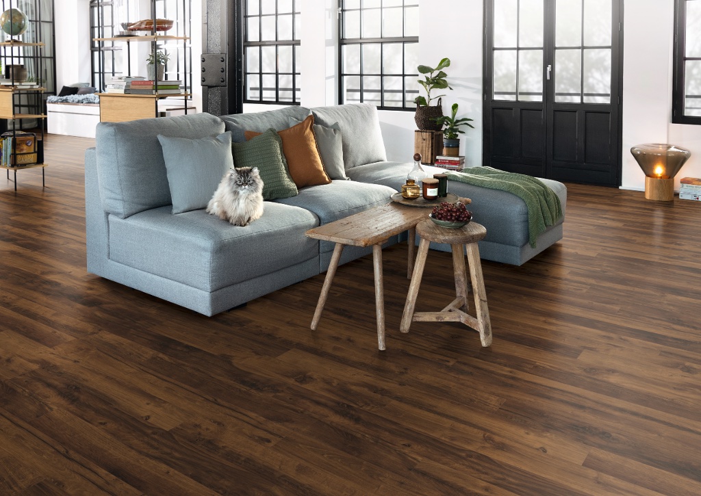 Lame de sol stratifié hydrofuge EGGER Dark Hunton Oak 2