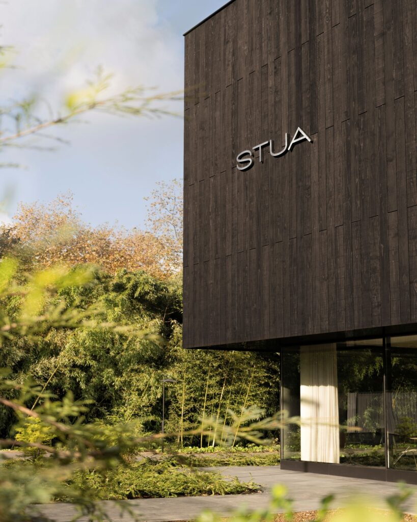 Un bardage en bois Accoya pour le siège STUA à Astigarraga