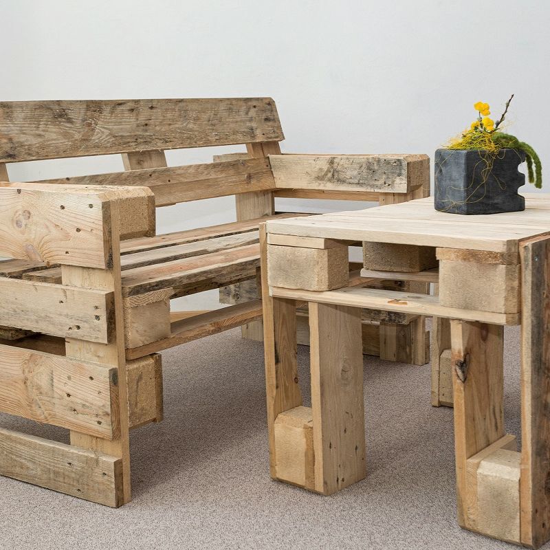 OWAPAL : Finition colorée pour mobilier en bois de palette brut 2
