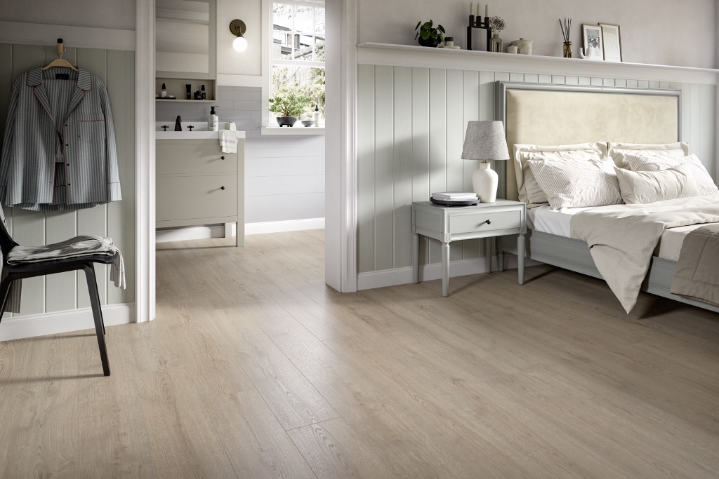 Lame de sol stratifié hydrofuge+ EGGER Turin Oak 2