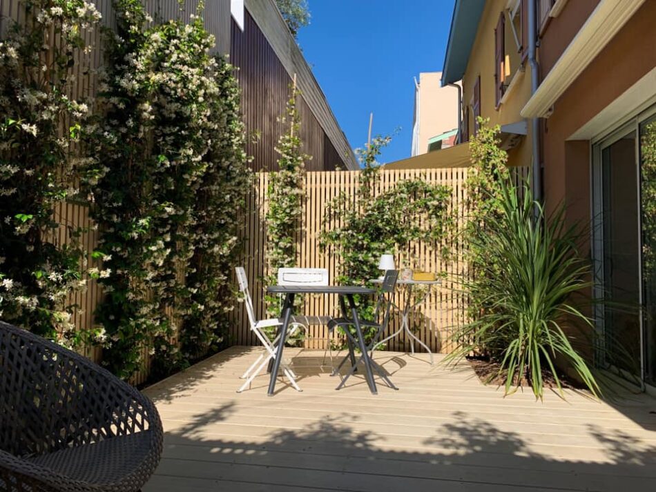 Terrasse en Accoya à Arcachon : esthétique et durable