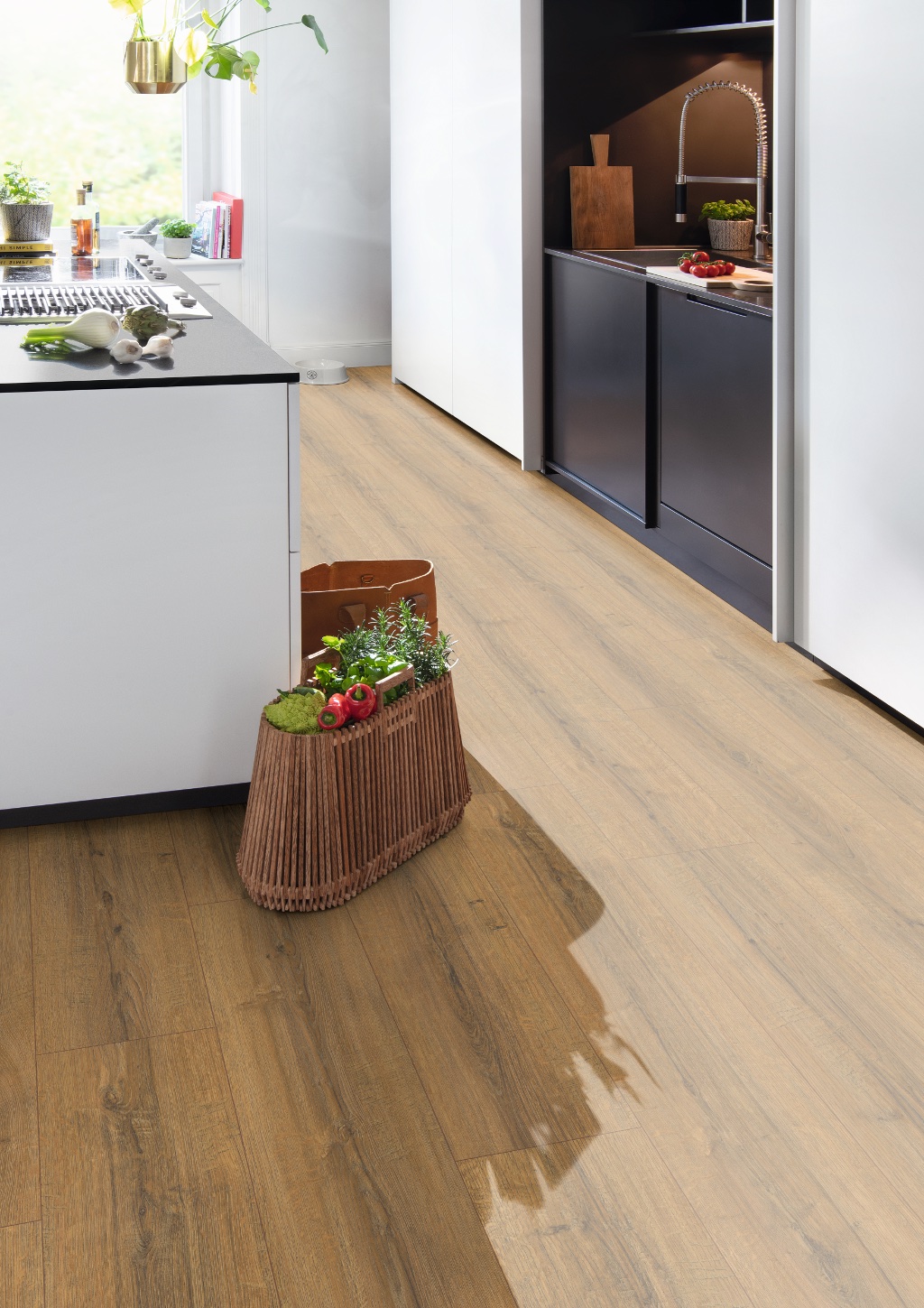 Lame de sol stratifié hydrofuge+ EGGER Cognac Brown Sherman Oak 2
