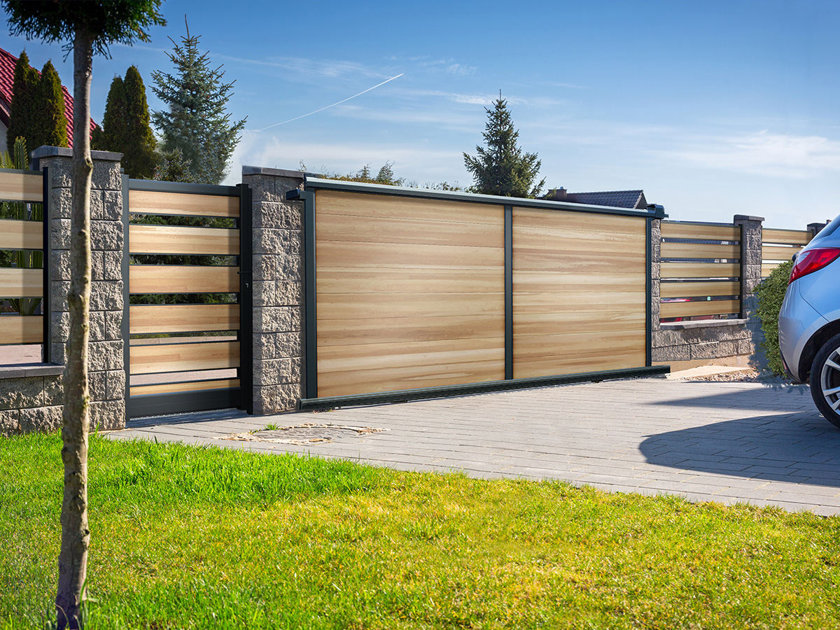 Portail coulissant Red Cedar 4