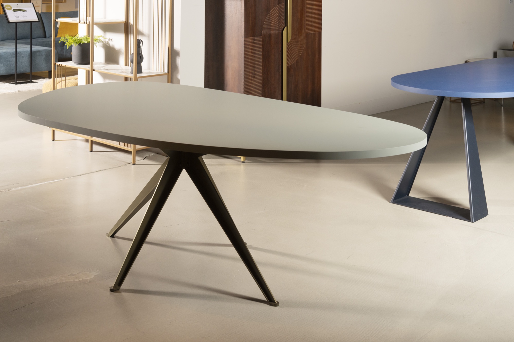 Système circulaire de tables – Goossens & TRIBOO