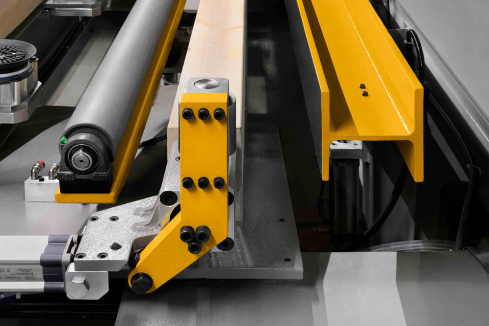 Centre de taille CLT et panneaux Essetre Techno Multiwall 5