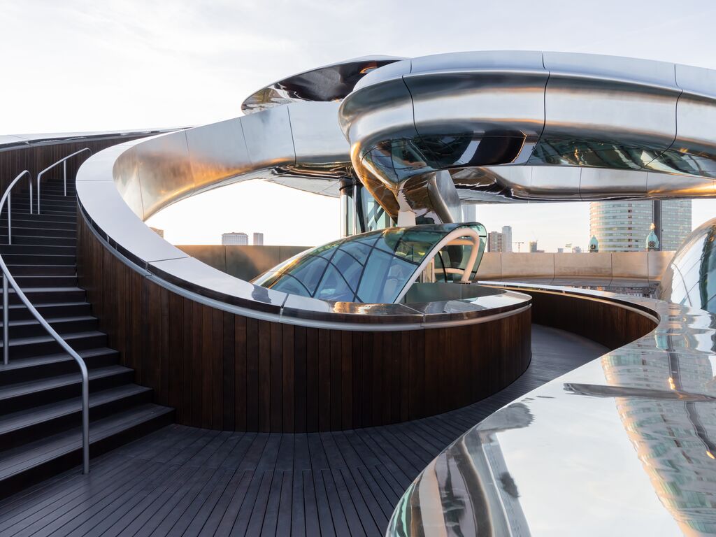 Musée Fenix et escalier Tornado, Rotterdam