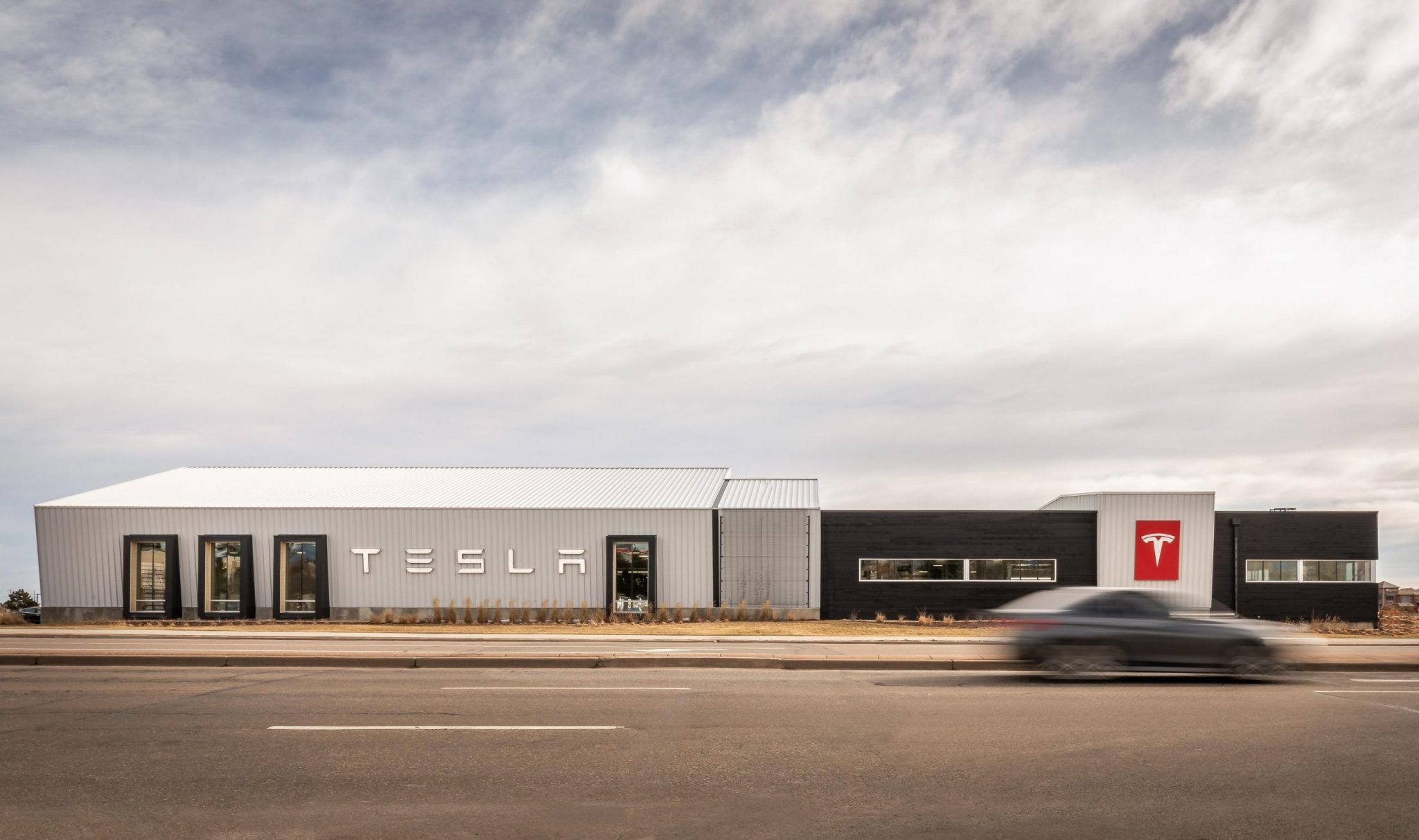 Showroom Tesla, Denver