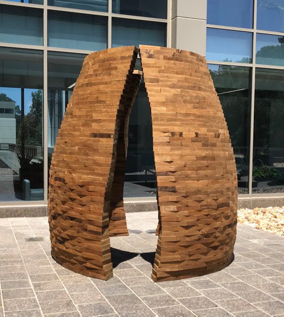 Sculpture « Heart », Inova Cancer Institute, Fairfax