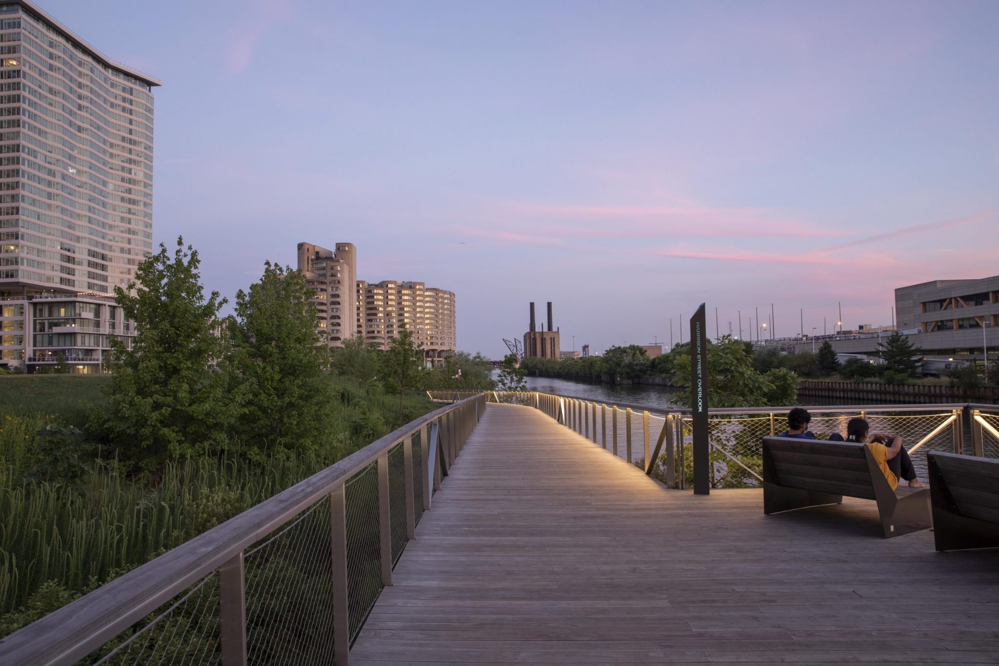 Southbank Riverwalk, Chicago