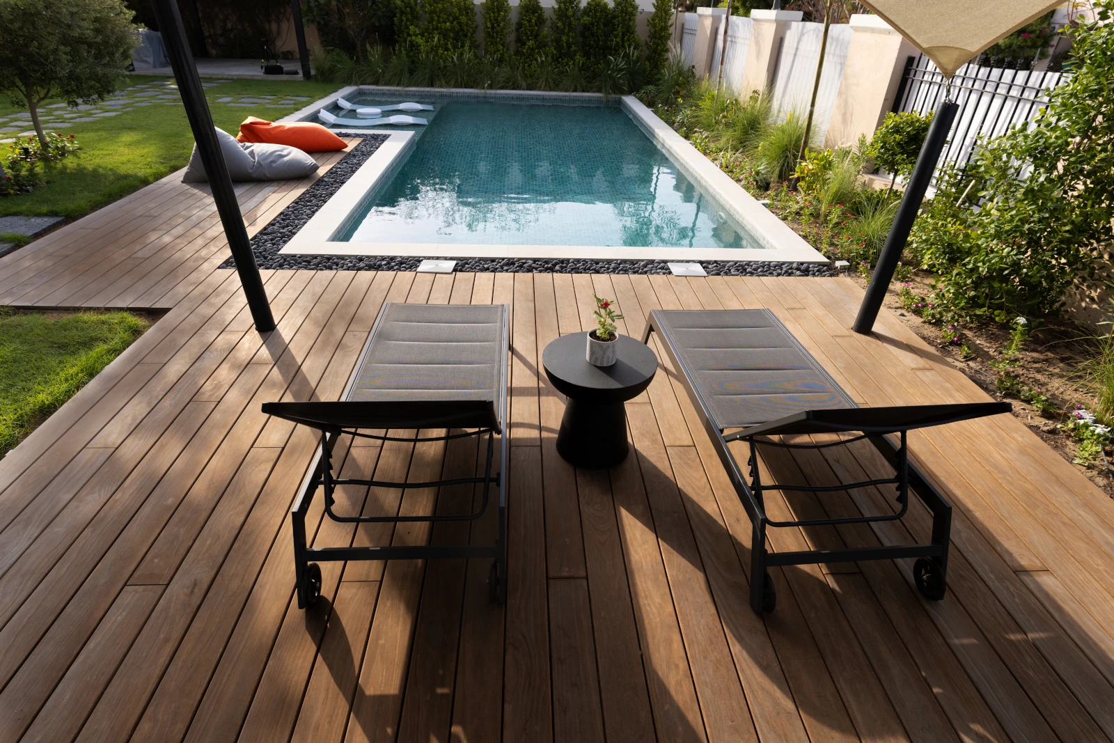 Terrasse de piscine, Jumeirah Village Triangle, Dubaï